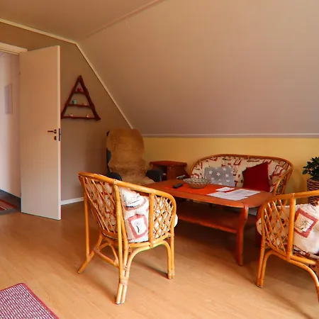 Apartment Modern In With Terrace Fenced Garden *