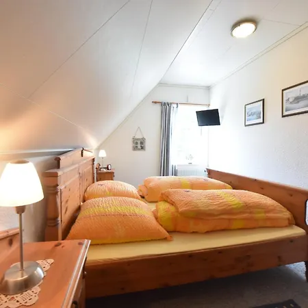 Modern In With Terrace, Fenced Garden דירה *