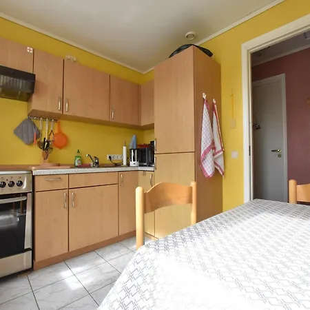 Modern In With Terrace, Fenced Garden 아파트 *