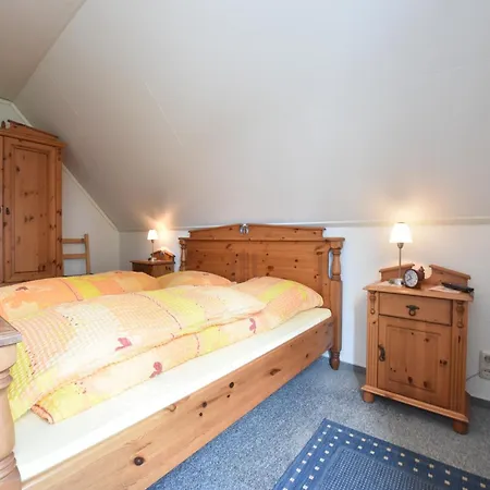 Modern In With Terrace, Fenced Garden דירה