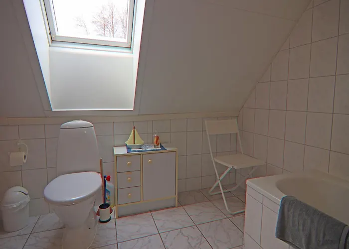 Modern In With Terrace, Fenced Garden Apartment *