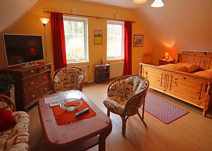 Modern In With Terrace, Fenced Garden Apartment Wittenbeck